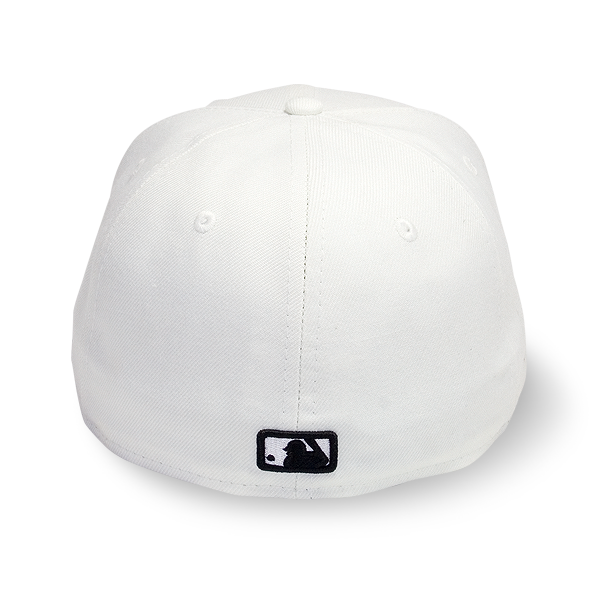 Бейсболка New Era - New York Yankees MLB Basic Contrast Visor (white/black) 59FIFTY Бейсболка New Era - New York Yankees MLB Basic Contrast Visor (white/black) 59FIFTY