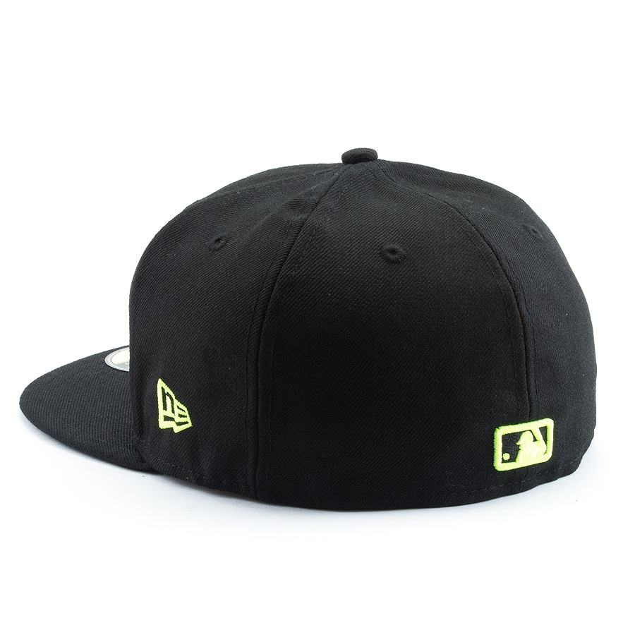 Бейсболка New Era - New York Yankees Basic (black/cyber green) 59FIFTY Бейсболка New Era - New York Yankees Basic (black/cyber green) 59FIFTY