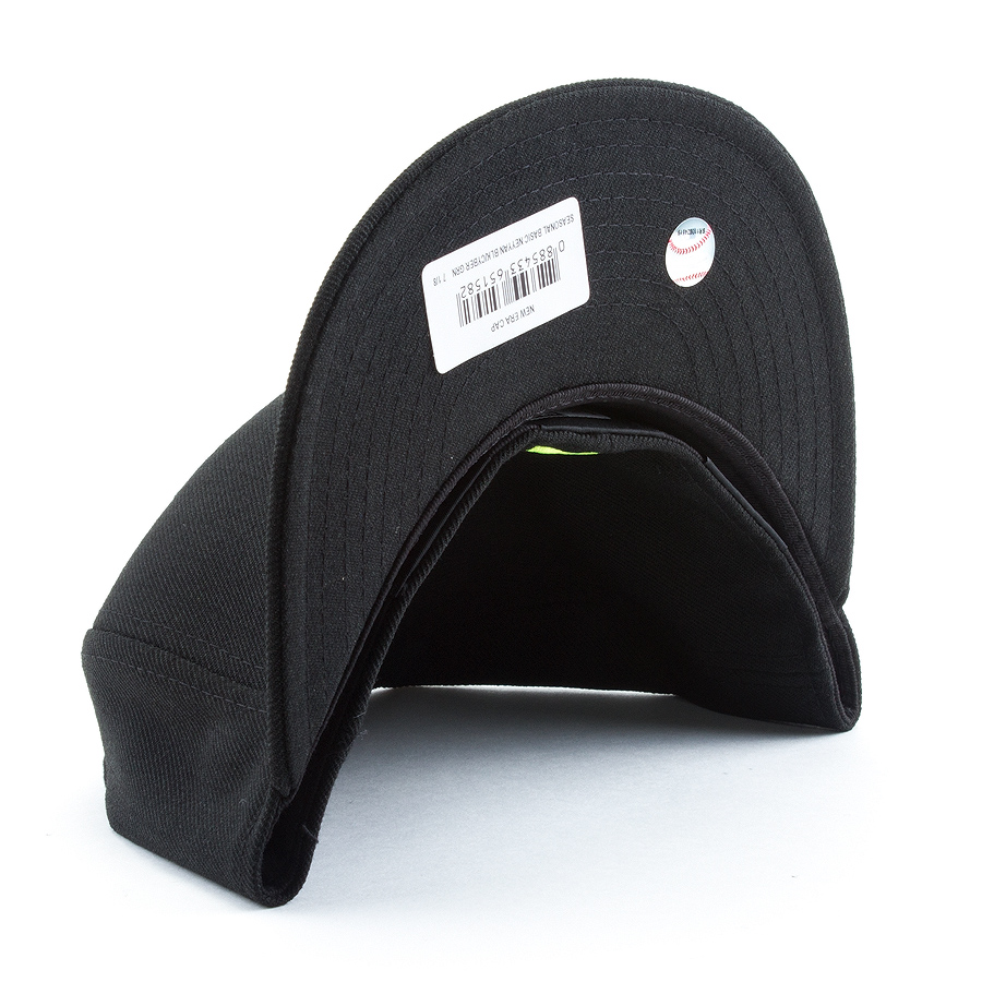 Бейсболка New Era - New York Yankees Basic (black/cyber green) 59FIFTY Бейсболка New Era - New York Yankees Basic (black/cyber green) 59FIFTY