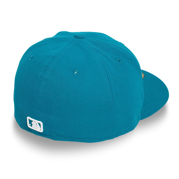 Бейсболка New Era - Boston Red Sox Basic (aqua/white) 59FIFTY Бейсболка New Era - Boston Red Sox Basic (aqua/white) 59FIFTY