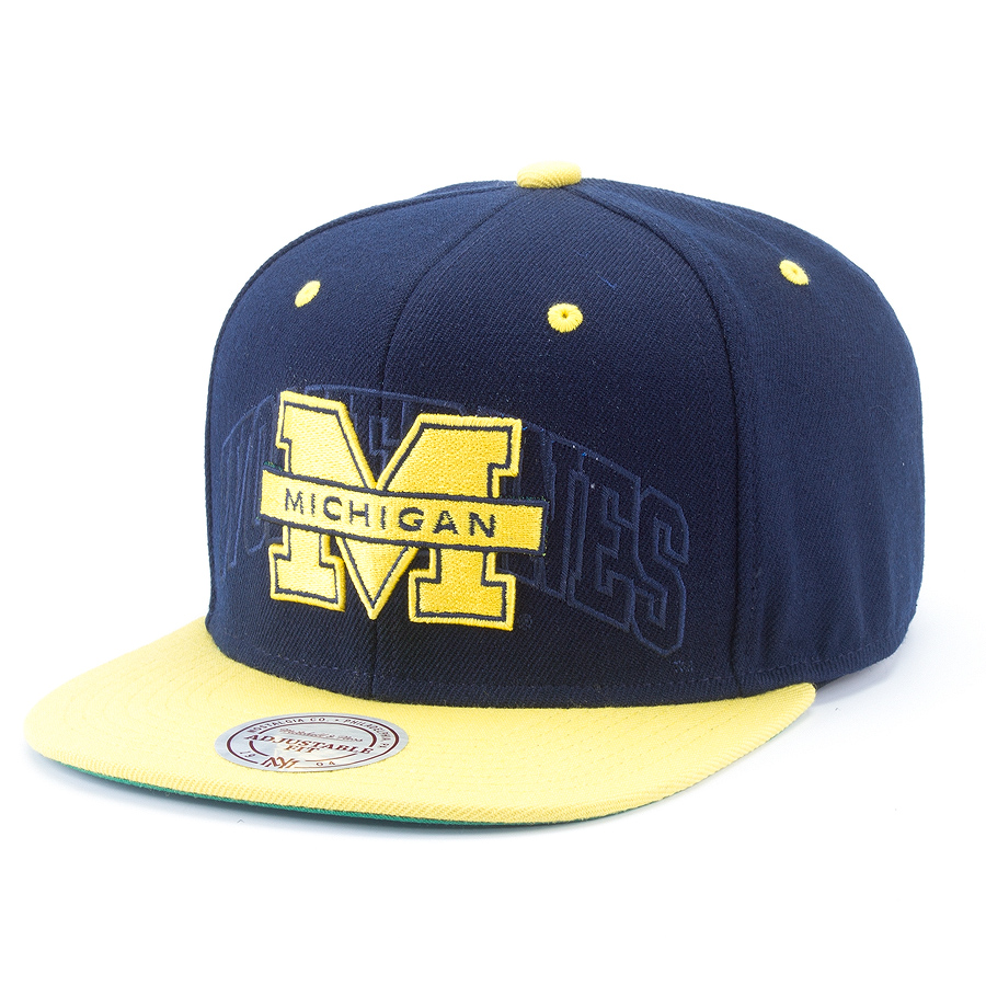 Бейсболка Mitchell & Ness - Michigan Wolverines Outer Snapback