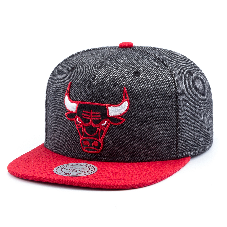 Бейсболка Mitchell & Ness - Chicago Bulls Reverse Wool Snapback