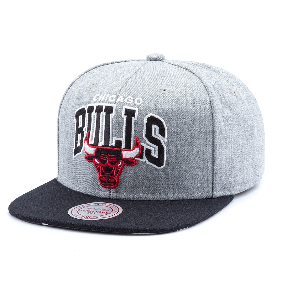 Бейсболка Mitchell & Ness - Chicago Bulls Black USA Snapback