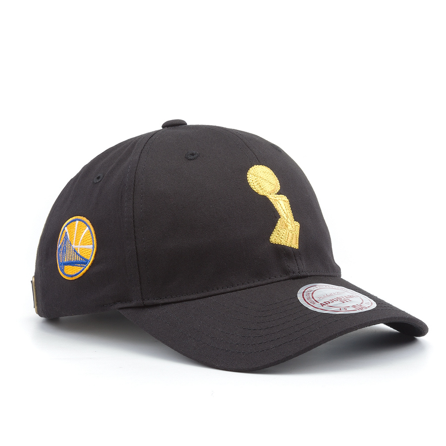 Бейсболка Mitchell & Ness - Golden State Warriors NBA 2017 Finals Champions Trophy Dad Hat
