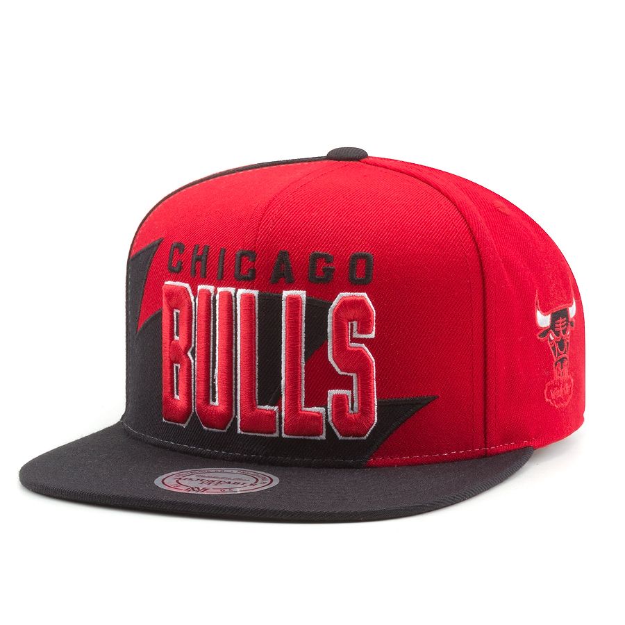 Бейсболка Mitchell & Ness - Chicago Bulls Sharktooth Snapback