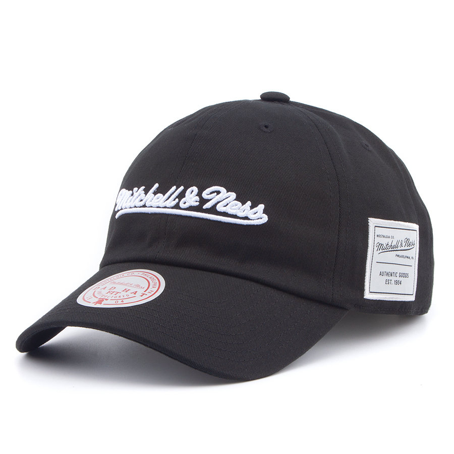 Бейсболка Mitchell & Ness - M&N Branded Essential Strapback