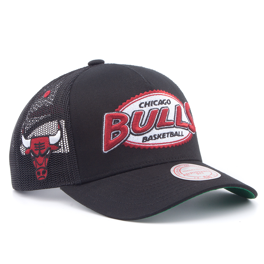 Бейсболка Mitchell & Ness - Chicago Bulls Team Seal Trucker