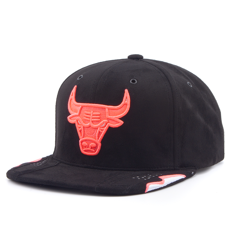 Бейсболка Mitchell & Ness - Chicago Bulls Day 6 Snapback