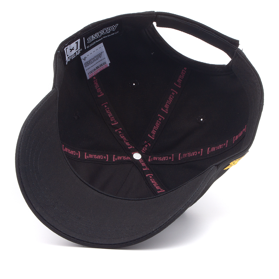 Бейсболка Capslab - Peanuts Snoopy (black)
