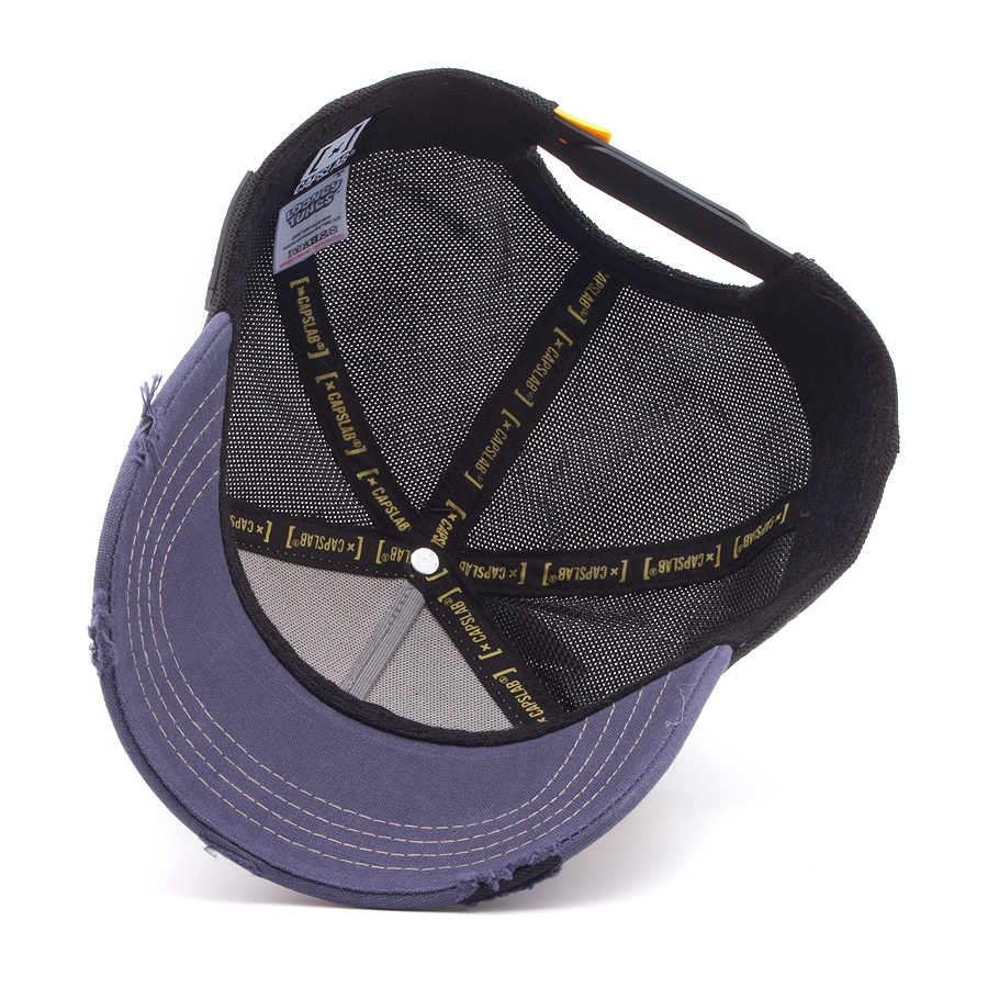 Бейсболка Capslab - Looney Tunes Taz