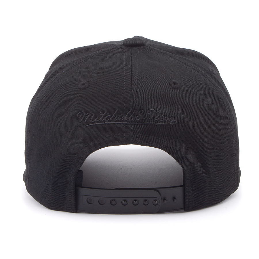 Бейсболка Mitchell & Ness - Branded Interlock Crest Pro Snapback (black)
