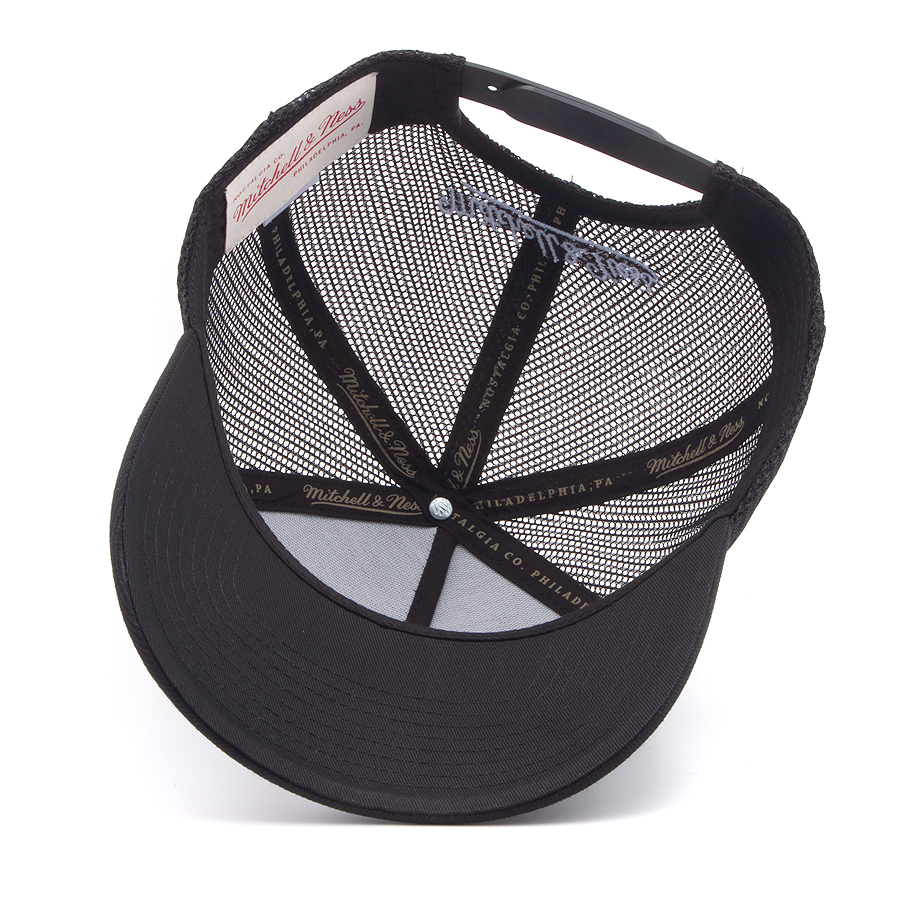 Бейсболка Mitchell & Ness - Branded Classic M Trucker (black)