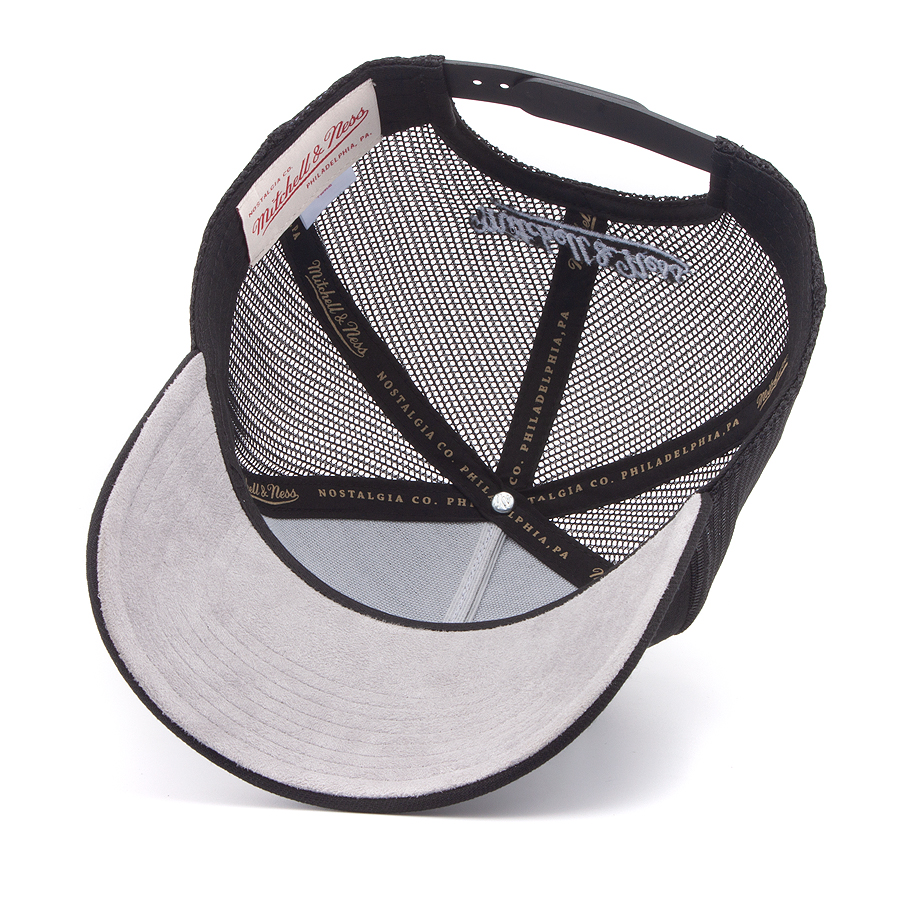 Бейсболка Mitchell & Ness - Branded Be Legendary Trucker (black)