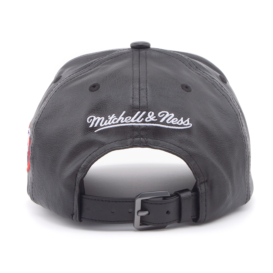 Бейсболка Mitchell & Ness - Buttery Pro Strapback NBA Chicago Bulls (black)