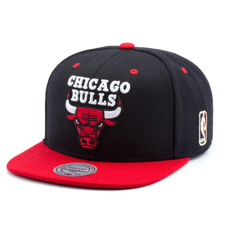 red and black chicago bulls snapback